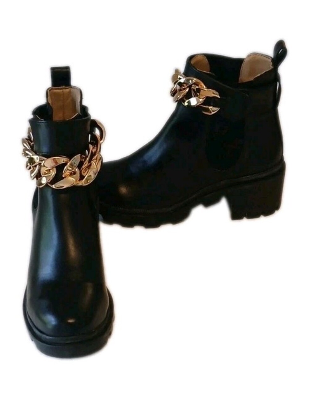 Steve Madden Amulet Black Chain Chelsea Ankle Boots Size 8 NWOT